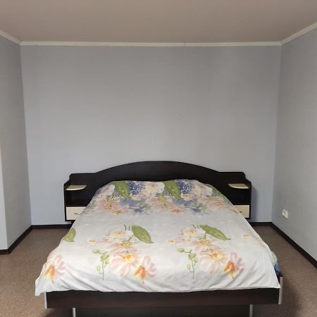 Проспект Миру 35 Lejlighed Kryvyj Rih Eksteriør billede
